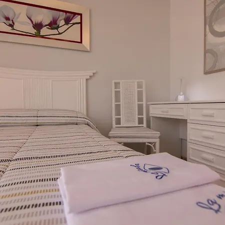 Apartment La Mirada 2